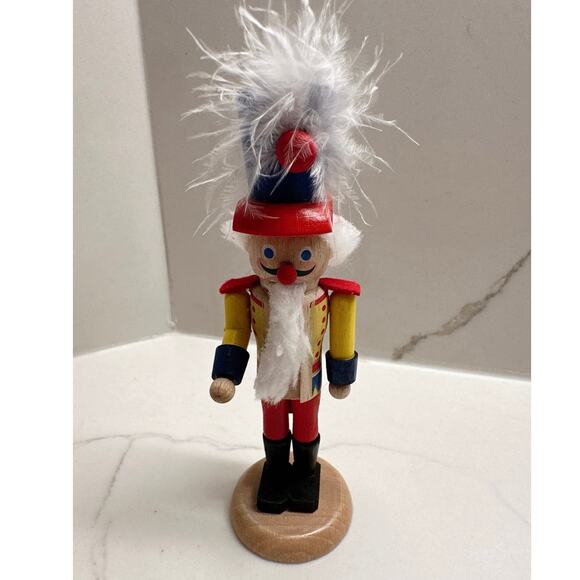 NEW Steinbach Wooden Nutcracker 5.5” tall Soldier with Feather - Picture 2 of 10